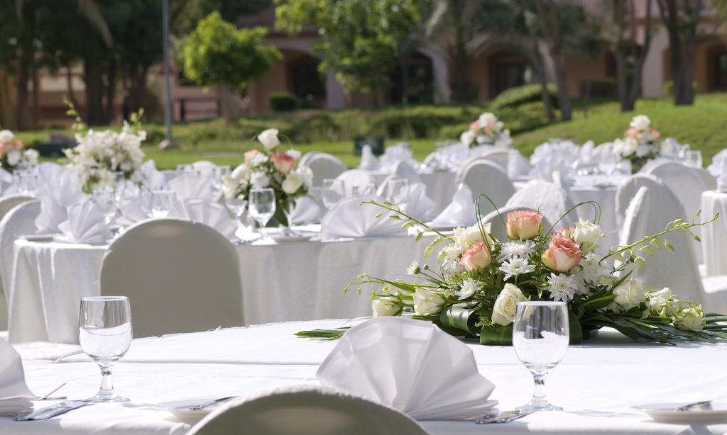 Danat Al Ain Resort Kültér fotó Wedding reception
