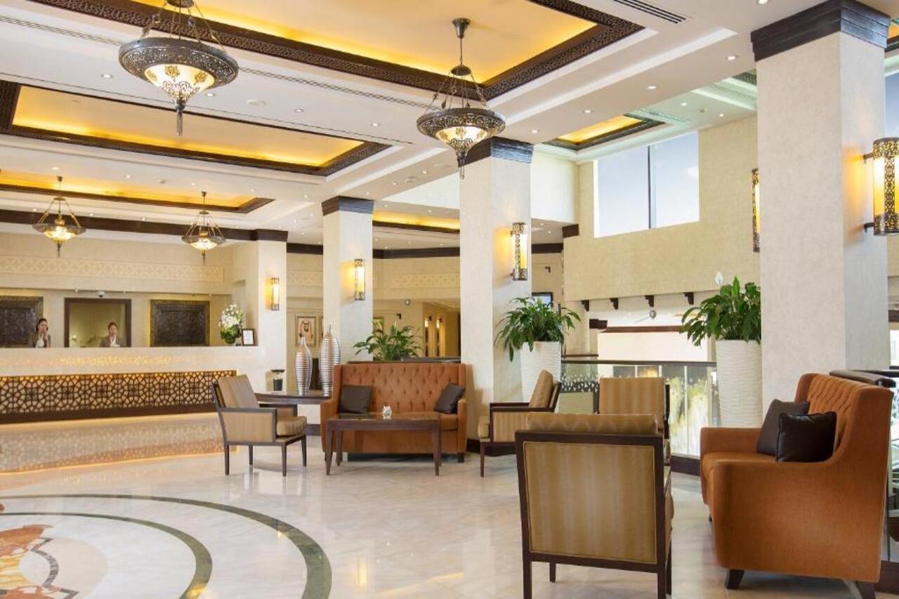 Danat Al Ain Resort Kültér fotó Lobby
